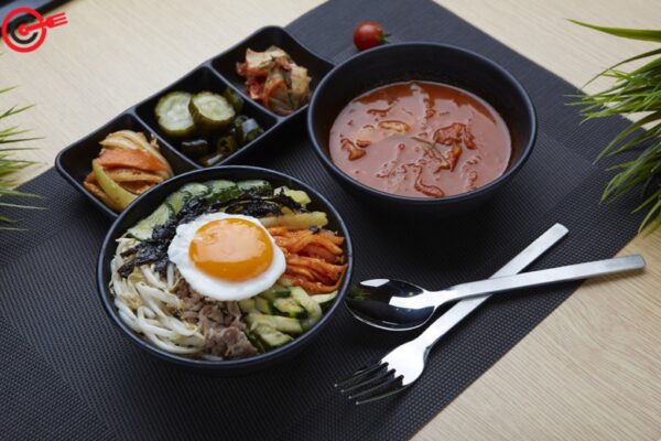 ข้าวยำเกาหลี อาหารเอเชียเมนู ยอดฮิตจากประเทศเกาหลี อร่อยง่ายใคร ๆ ก็สามารถทำเองได้ไม่ยุ่งยาก